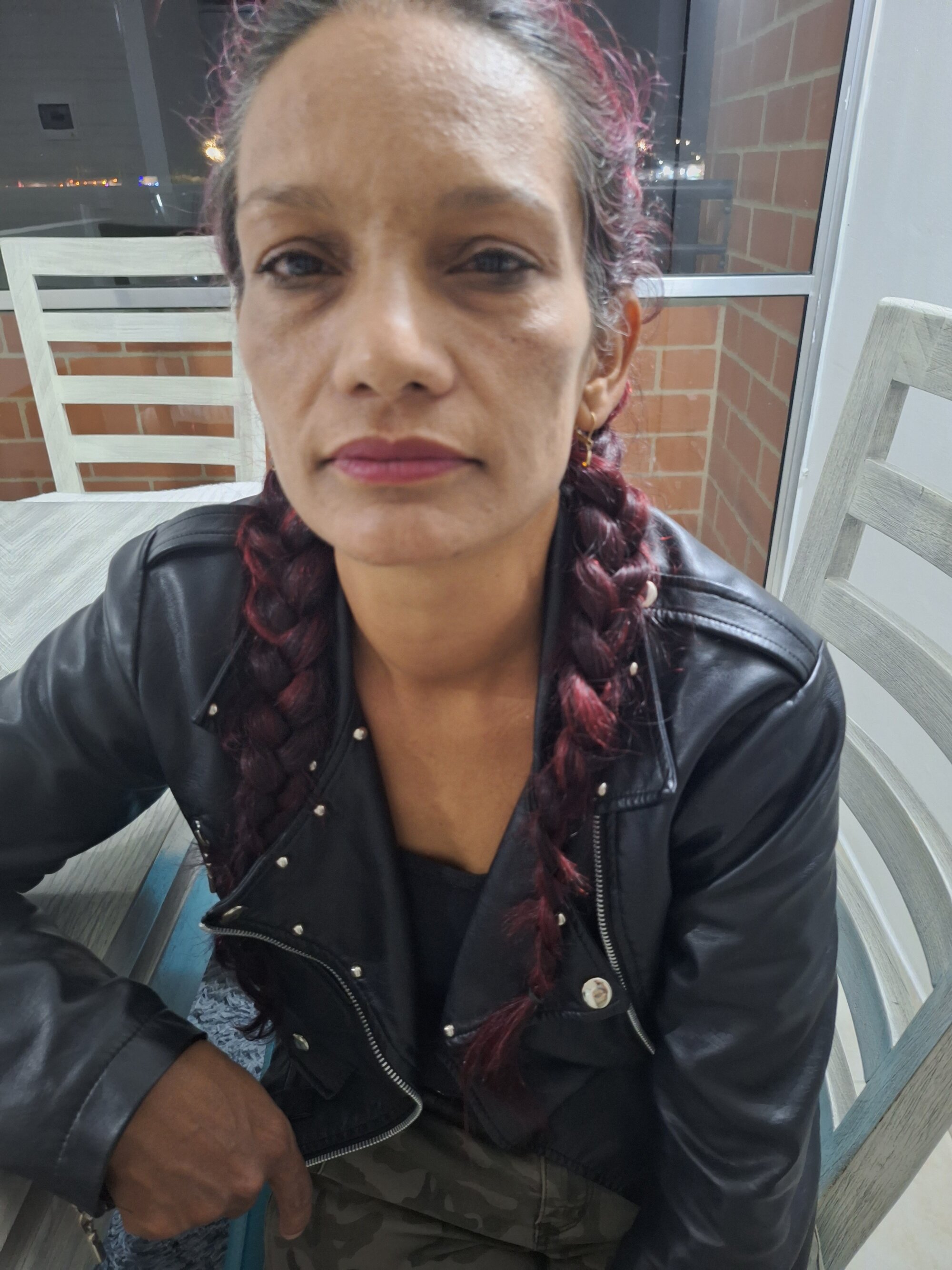 Esmeralda_Hot19
