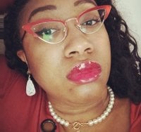 tatidiva's Offline Chat Room