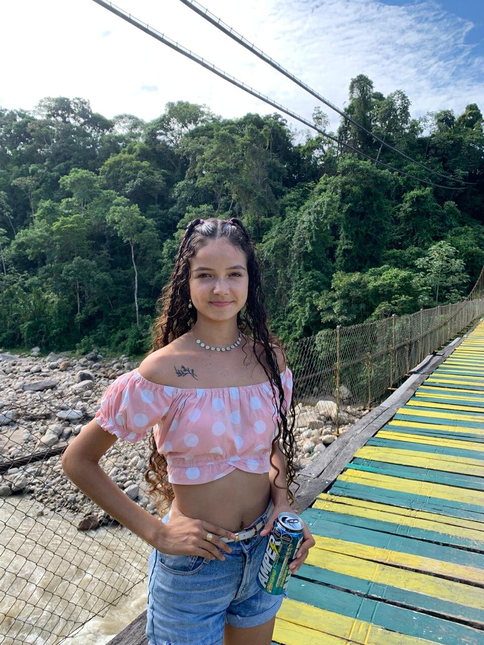 skinnycutefernanda18
