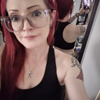 Rayven_Rue's Offline Chat Room