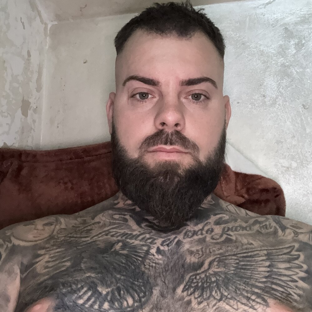 Claudio3375's Offline XXX Chat