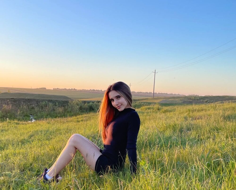 Alice_Weiss' Offline XXX Chat