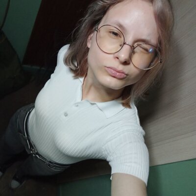 Profile and Statistics for EdithaBoman on StripChat