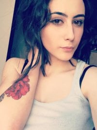 Schoolgirl's Offline Chat Room