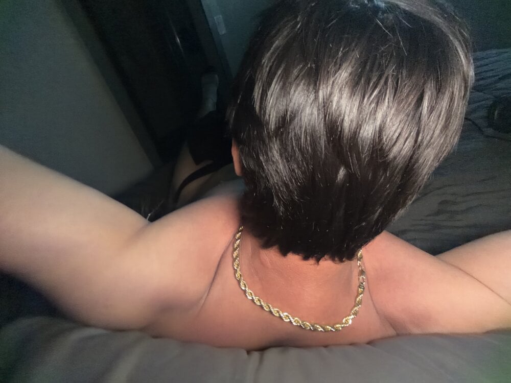 onlyonehollywood88's most recent online preview