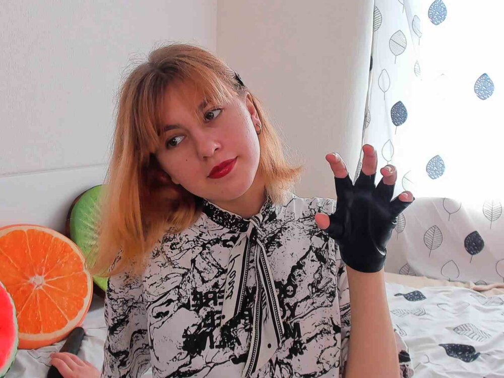 KayBerling 🚡 online nude cam