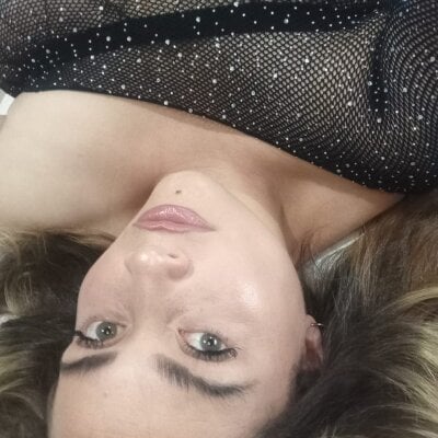 Catalina1_ch Female Flashing Free Cam Sex