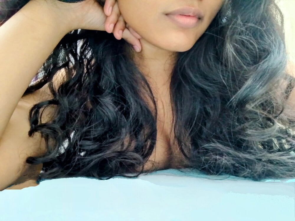 Aainaaish profile