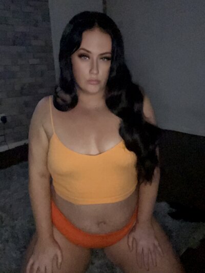 CurvyQueen2023 - curvy white