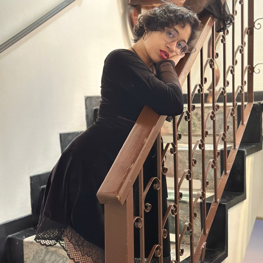 lili_gomez_ from stripchat