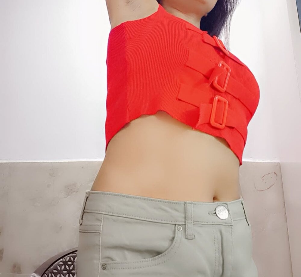 iluvcams.com kashvi- livesex profile in english cams