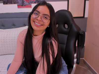 hillary_joness Gallery Image 1