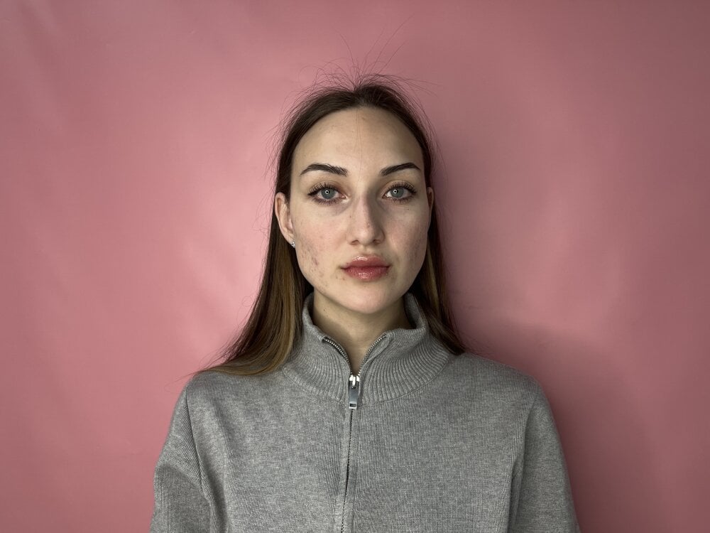 sexcityguide.com fletahavey livesex profile in french cams