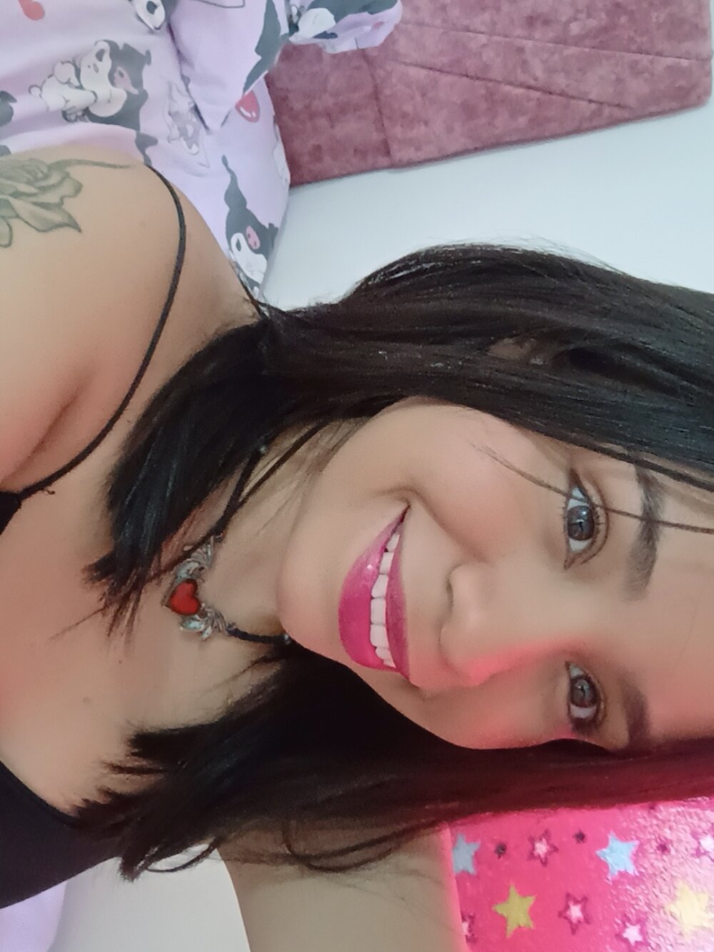 watchgirlcam.com tatiana18strip livesex profile in granny cams