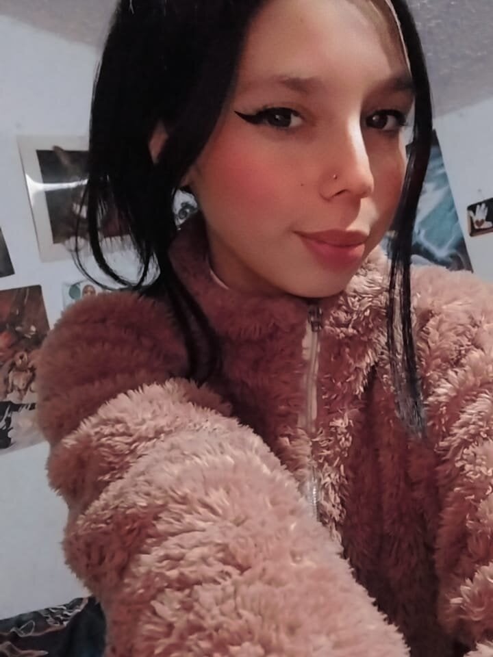 Leia_honney's Offline XXX Chat