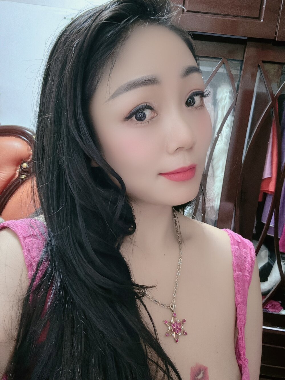 Live sex webcam photo for jin_bibi #289983108