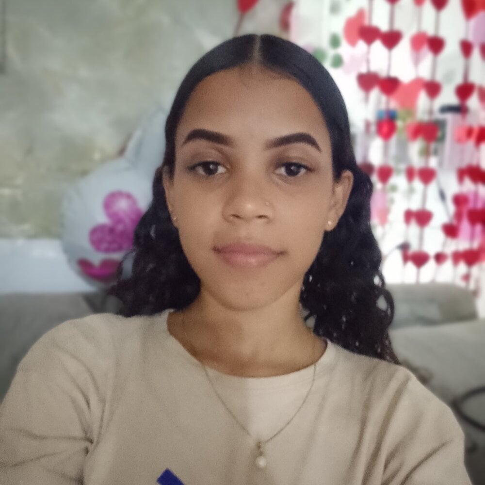 alicie_wonderlandd profile