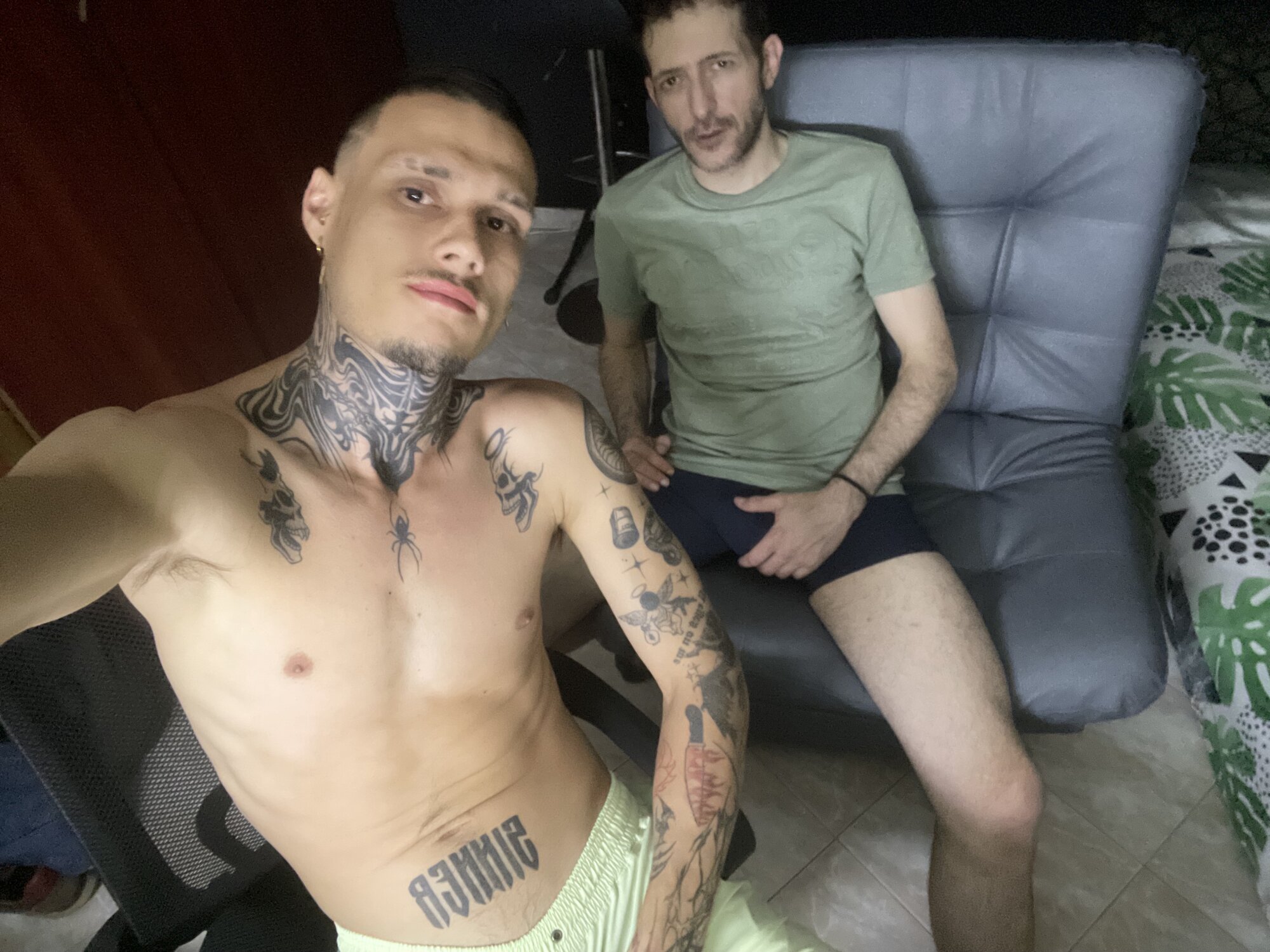 giant_friends