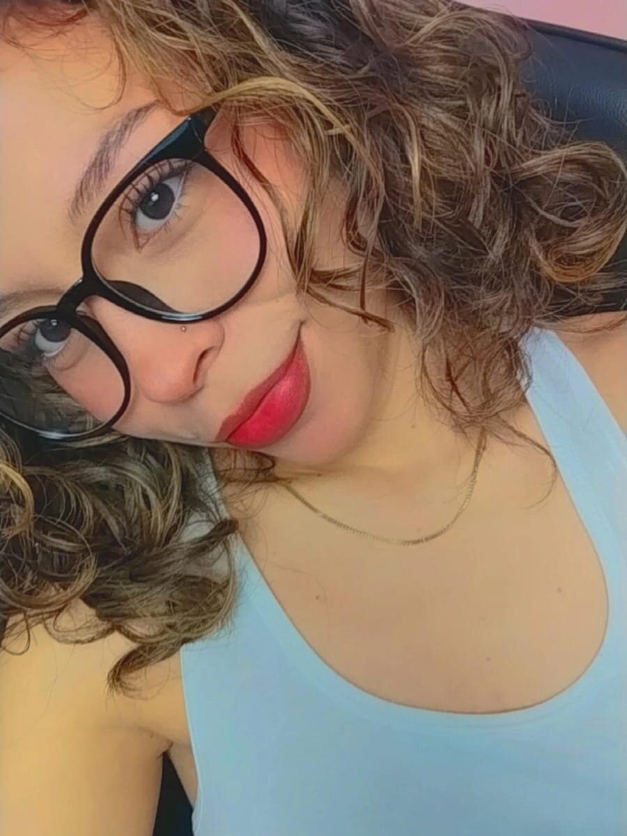 onaircams.com luluuberry livesex profile in english cams