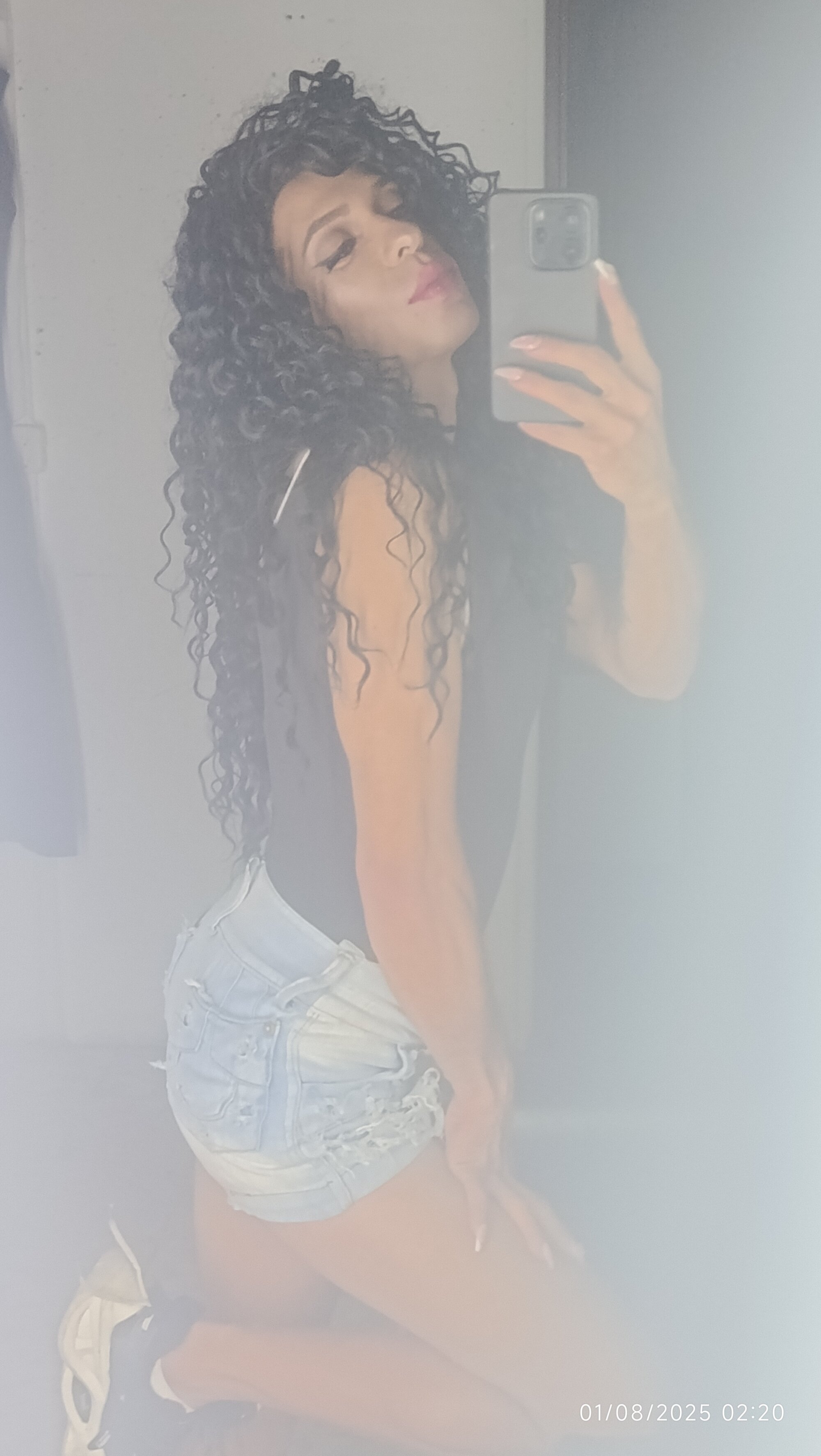 Alexandra_curly