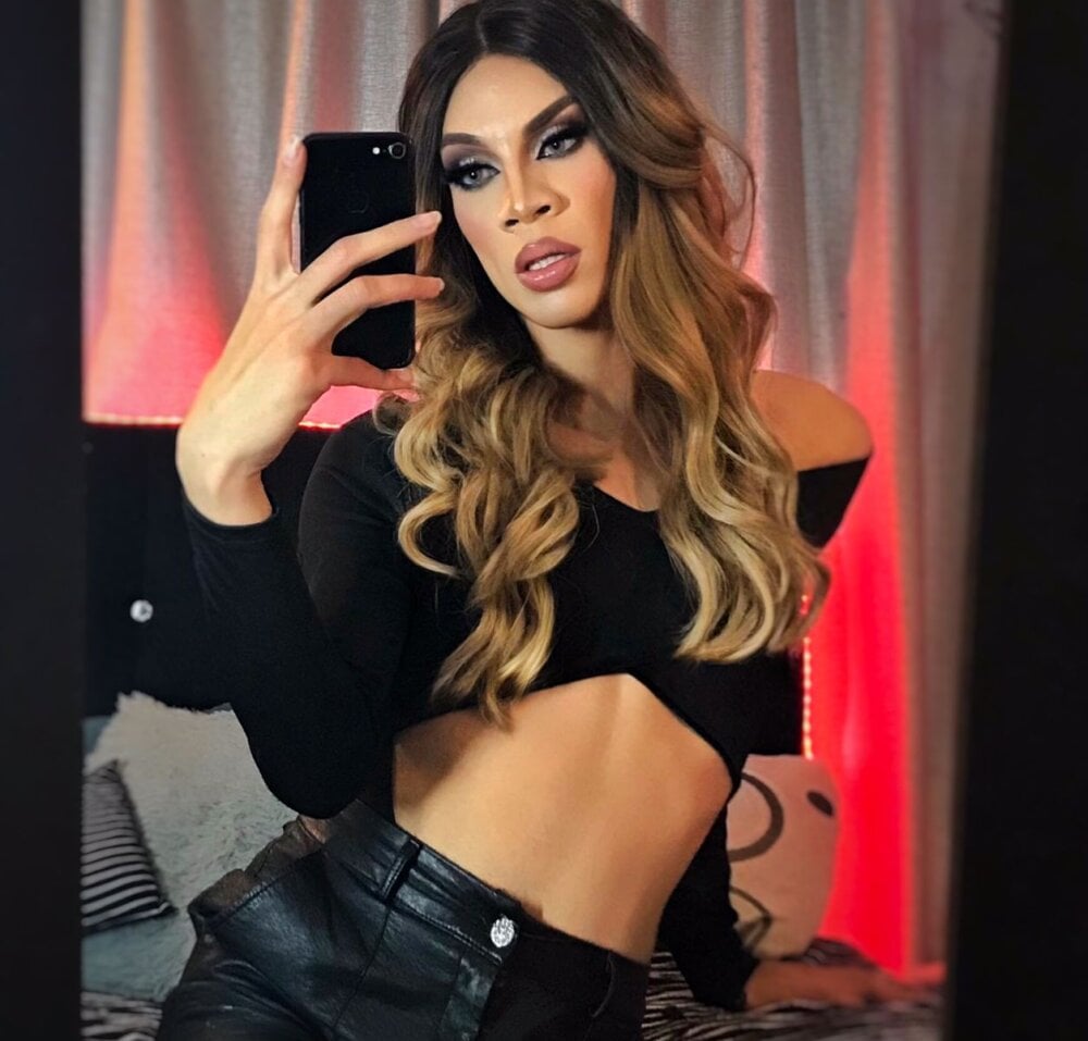 camila_hootie profile