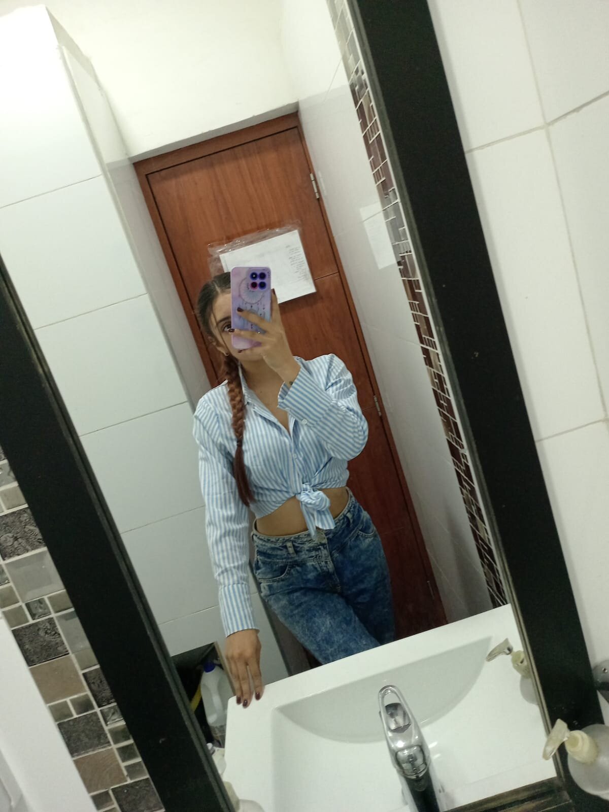 Ariana_Toro