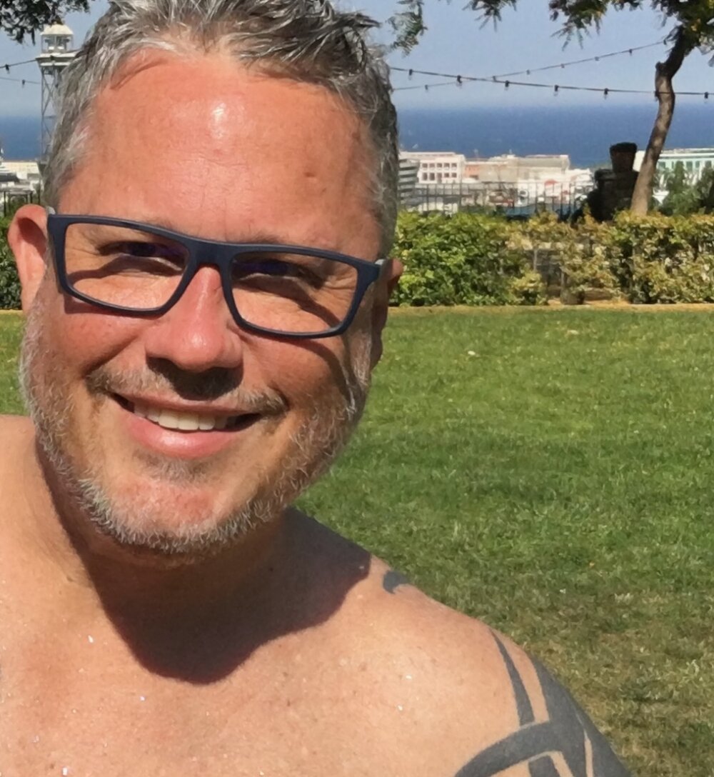 MediumHeatArtist-cam's most recent online preview