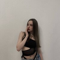 Chloe_siu's Offline Chat Room