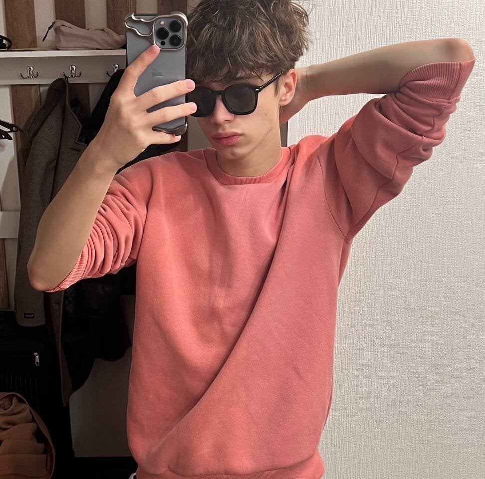 Your_Shy_Ethan profile