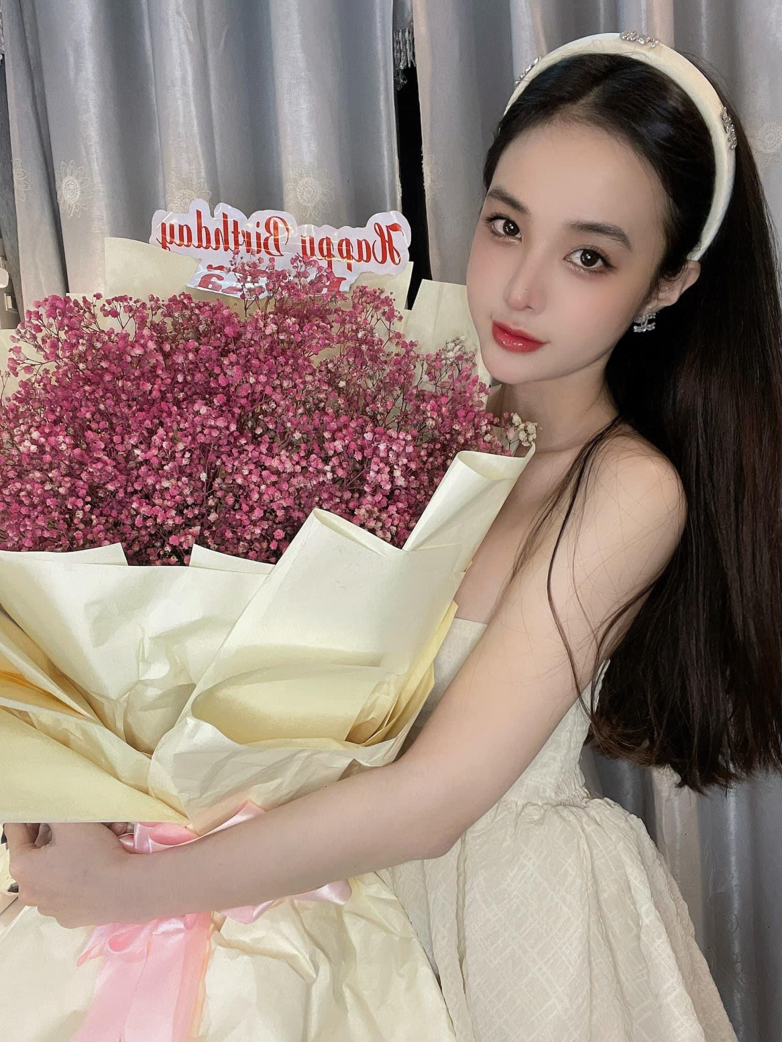Meimy_Chloe