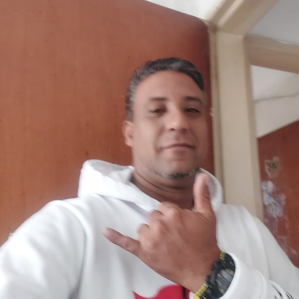 oscarguerr from stripchat