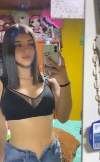 mikaela_lu's webcam live show