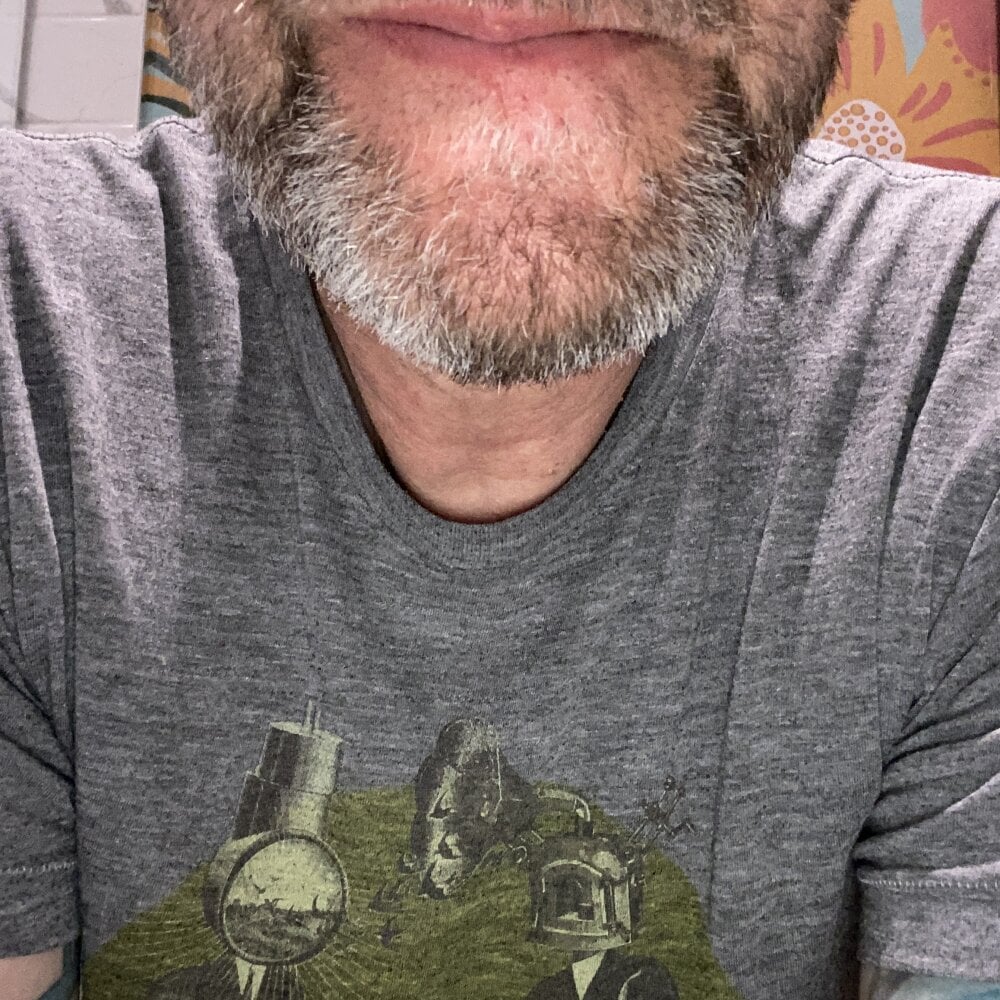 Chat +18 off-line de alwaysyoursmommy