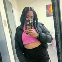 YumMYJellybOOTY's webcam live show