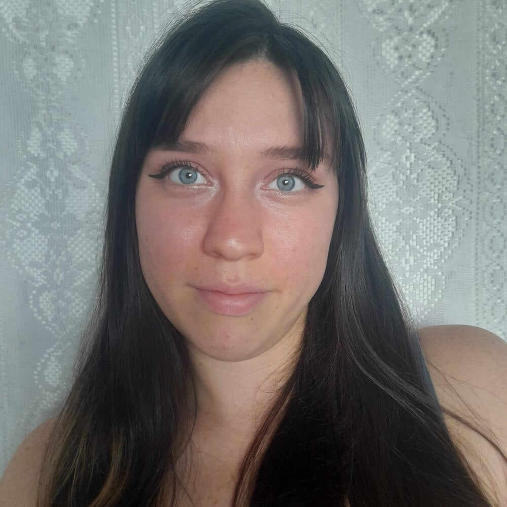 lareinalareinadelanal profile