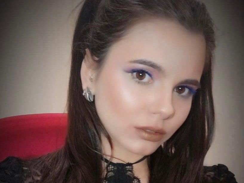 LolaCerberus profile