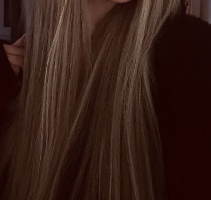 cheapadultsexcams.com blondeeee livesex profile in english cams