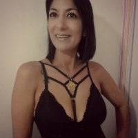 Mature_Carolina's Offline XXX Chat