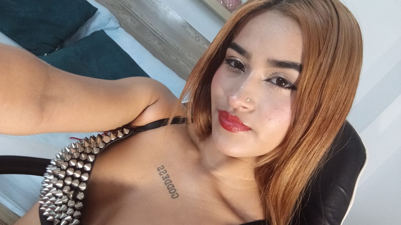 angely_foxie