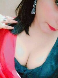 Hot_Rubi04's webcam live show