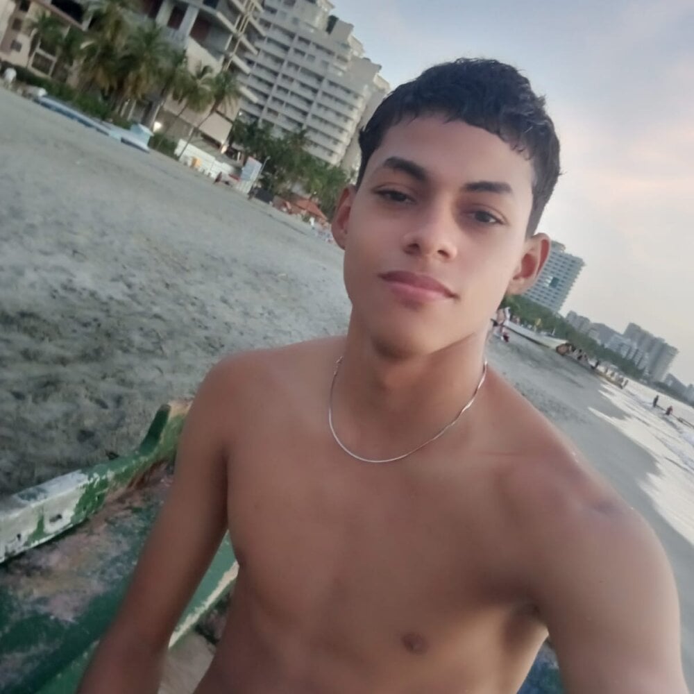 deivid_bigcock1 from stripchat