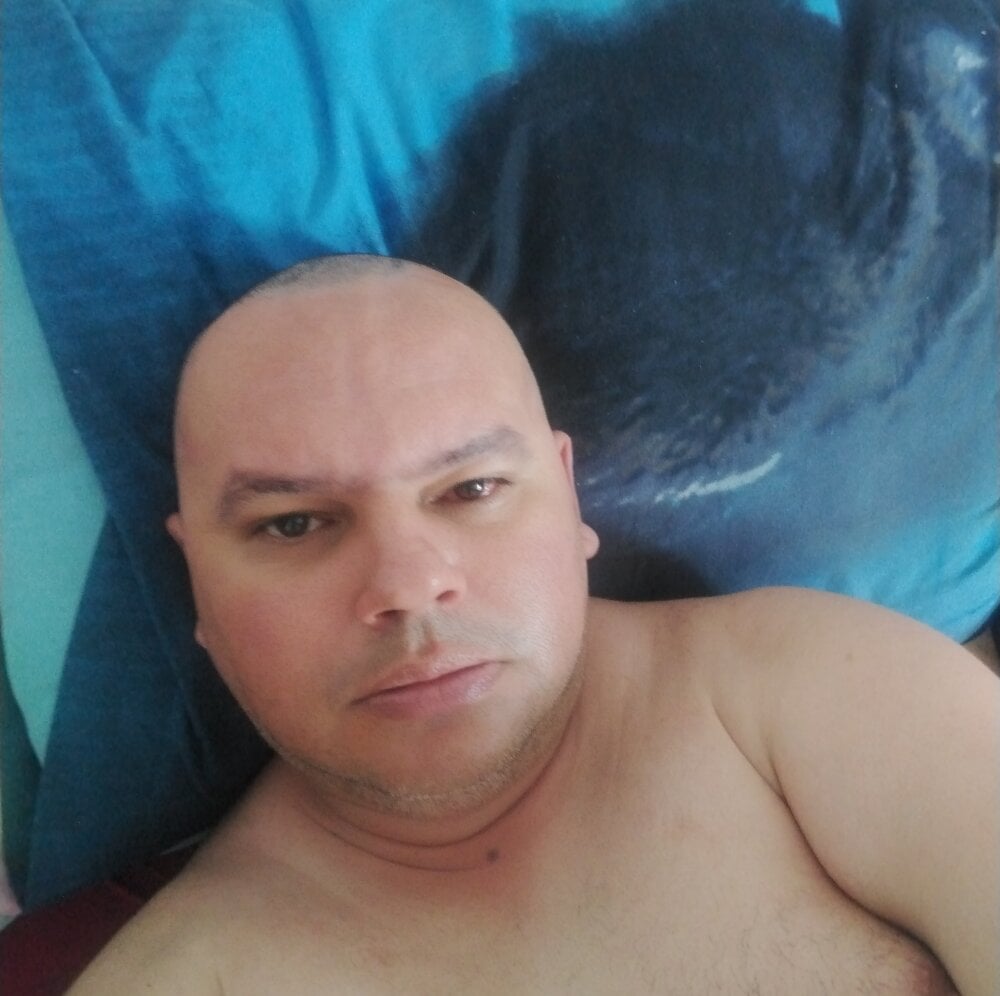 PERRO-BUCARO profile