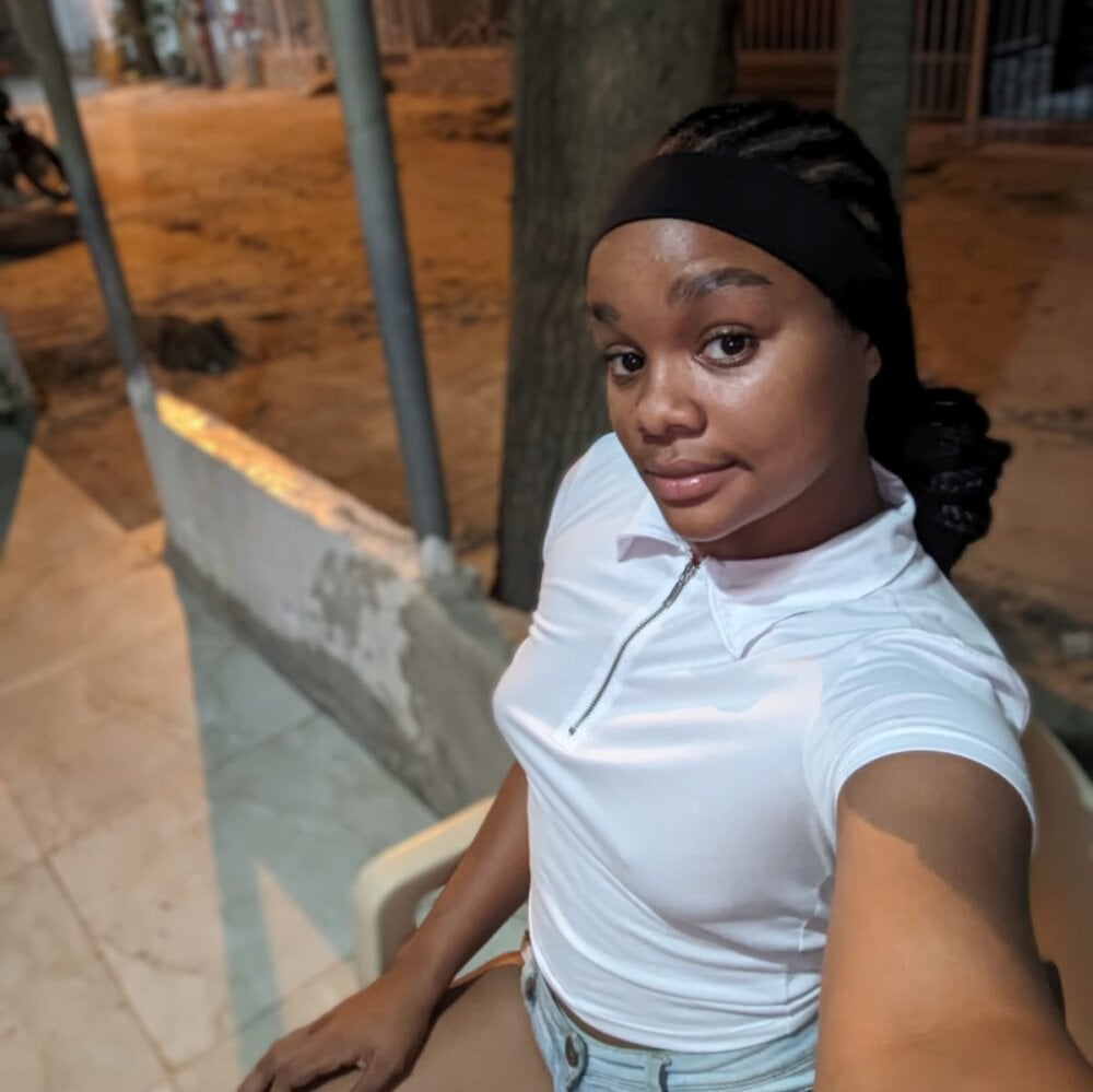 sexcityguide.com baby_keyshar livesex profile in brown-eyes cams