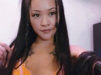 thaigirl_adventurexx's Offline Chat Room