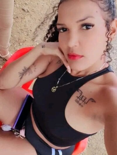 genesis_latina20 profile