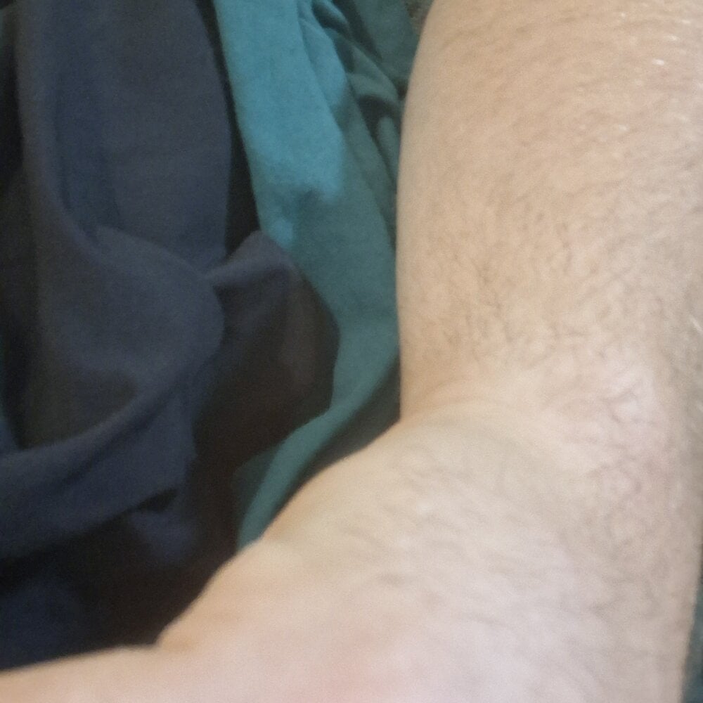 Hrhdhhhuuhc's Offline XXX Chat