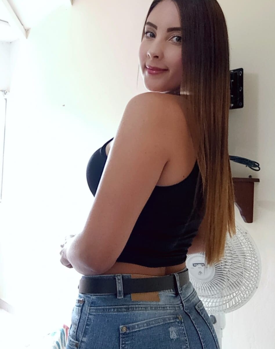 pornos.live valery_gil livesex profile in i-am-from-the-french-town-of-angers cams