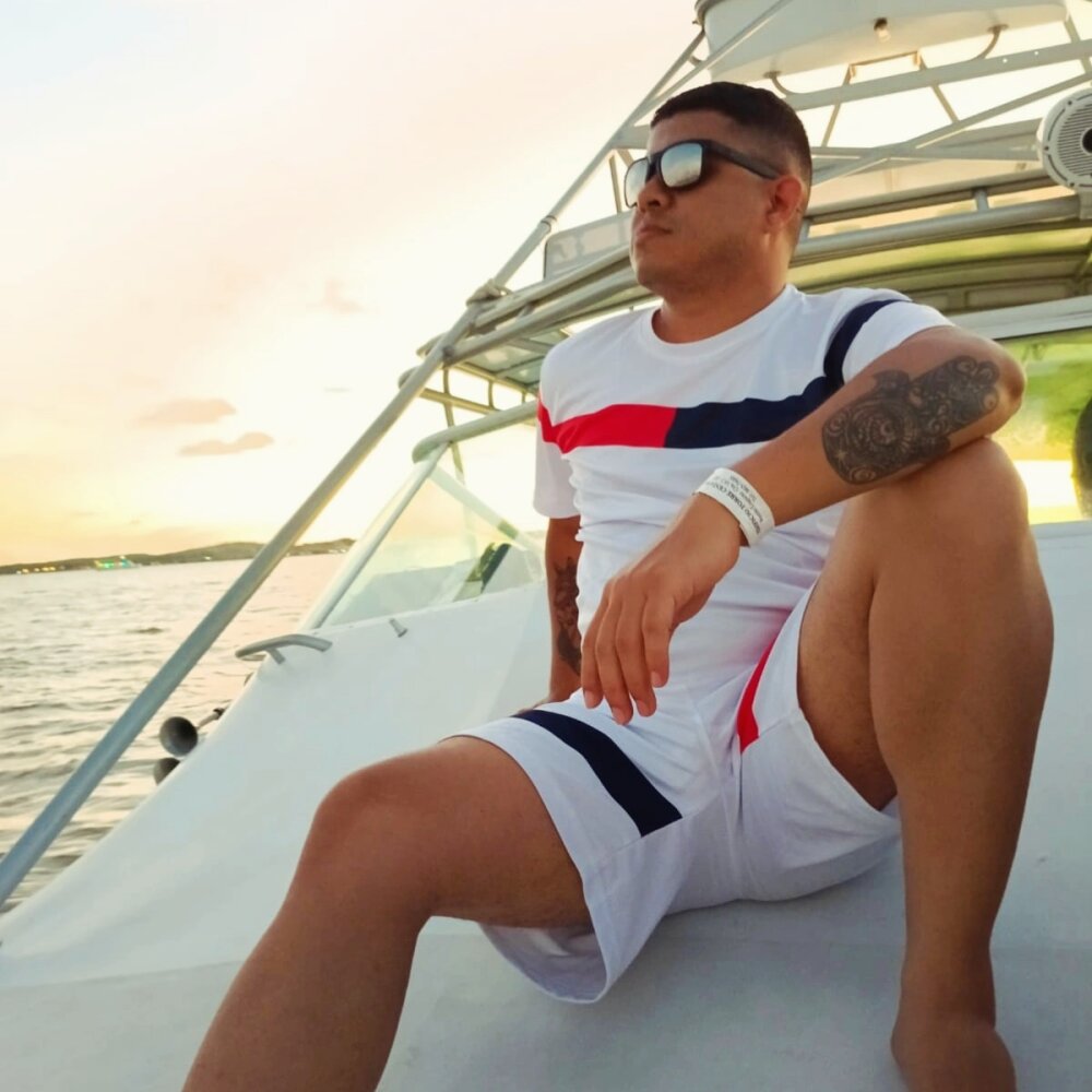 ander_roxy_ profile
