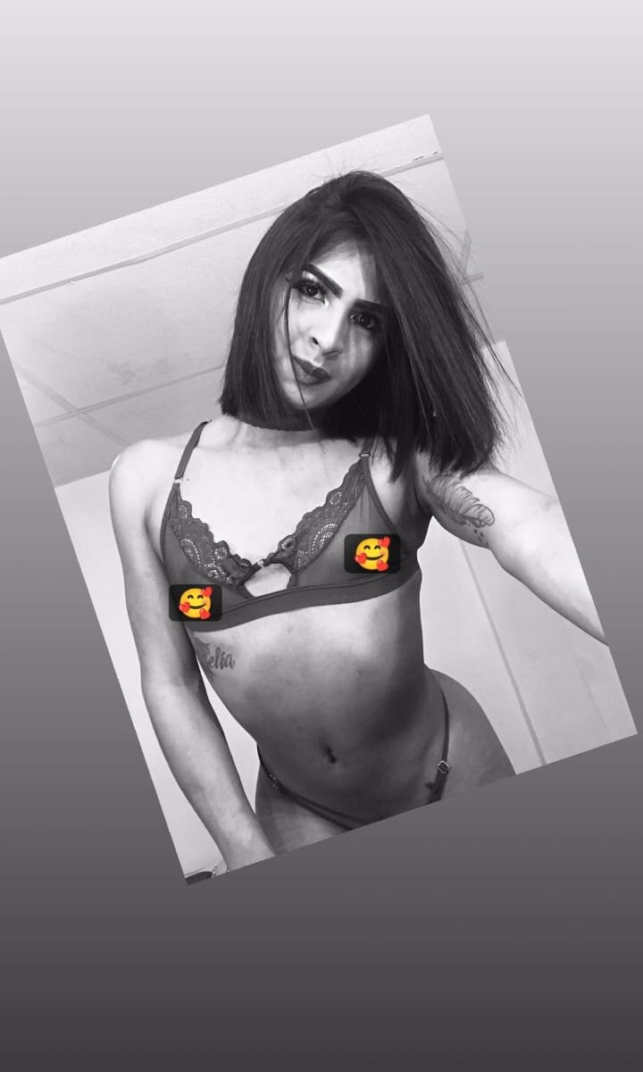 Live sex webcam photo for brandyy_lov #281629998