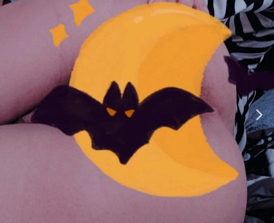 Demonsimona profile